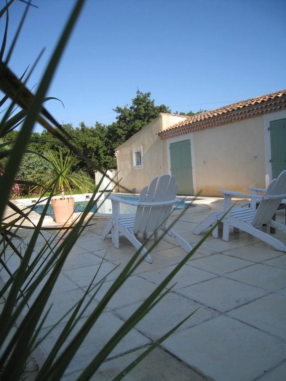 Le Clos Olives Comps  Room photo